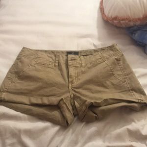 american eagle shortie shorts